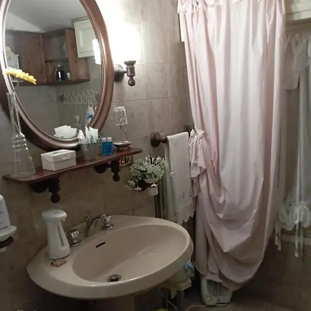 Casa Pole فندق مبيت وإفطار Bagnolo San Vito